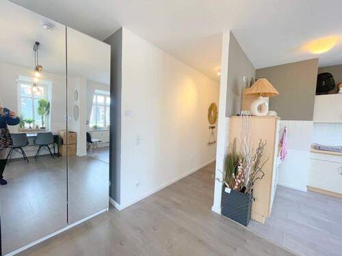 AnKaSa Immobilien GmbH Maklerempfehlung Leipzig_1 RWE Karl-Heine-Straße_DG_EBK_Diele1 - 