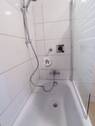 Wanne mit Duschabtrennung - 