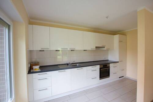 Küche Zu - Etagenwohnung mit 86,40 m&sup2; in Achim zur Miete