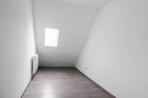 Schlafzimmer DG - 