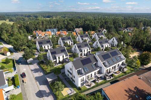 Luftbild_Visu_Bischofsweiher (1).jpg - Stylische DG-Wohnung nähe Dechsendorfer Weiher mit Loggia, Lift + TG - auf Wunsch Vermietungsgarantie mit 17,50 €m²