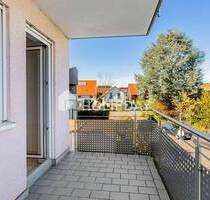 Charmante 2-Zimmer-Wohnung mit EBK, überdachtem Balkon und Stellplatz in Stutensee