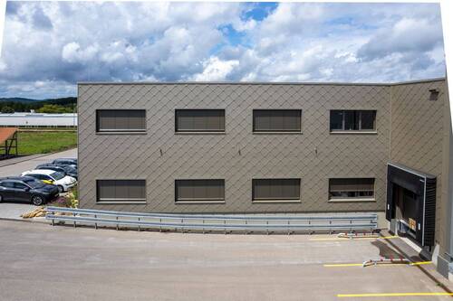 Gebäude von der Seite - 