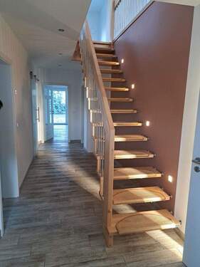 Eingangsbereich Flur - 4 Zimmer Doppelhaushälfte zur Miete in Rathenow