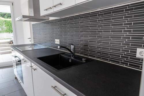 Küche - 2 Zimmer Etagenwohnung zum Kaufen in Stuttgart