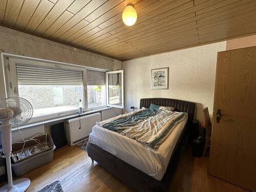 Schlafzimmer EG - 