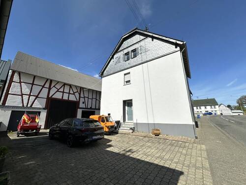 Außenansicht - Einfamilienhaus mit 130,00 m&sup2; in Holzbach zum Kaufen