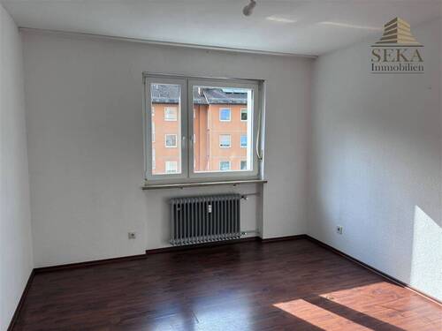 Schlafen 1 / homeoffice - 4 Zimmer Etagenwohnung in Deggendorf