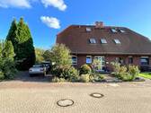 Straßenansicht - 2 - Gepflegte Doppelhaushälfte in ruhiger Lage von Wendeburg OT Neubrück