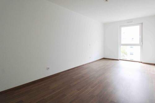 Schlafzimmer - Etagenwohnung mit 63,70 m² in Steinbach (Taunus) zum Kaufen