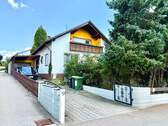 Titelbild - Großes Einfamilienhaus mit Garage in beliebter Wohnlage von Weißenhorn
