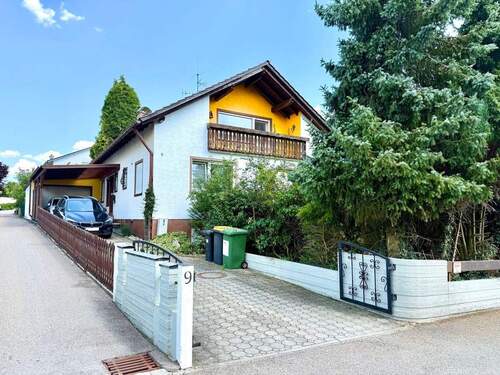 Titelbild - Großes Einfamilienhaus mit Garage in beliebter Wohnlage von Weißenhorn
