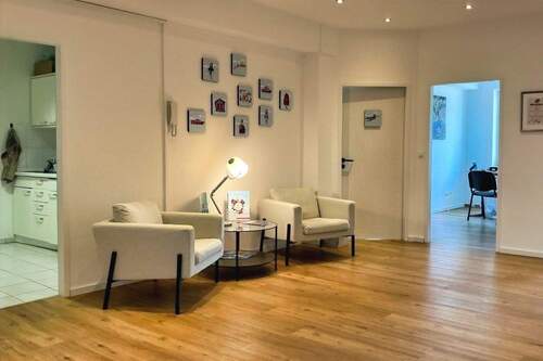 GE 1.OG 1.1 Wartebereich - 