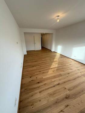 WhatsApp Image 2025-11-19 at 21.02.17 (6).jpeg - 1 Zimmer Etagenwohnung zum Kaufen in Pforzheim