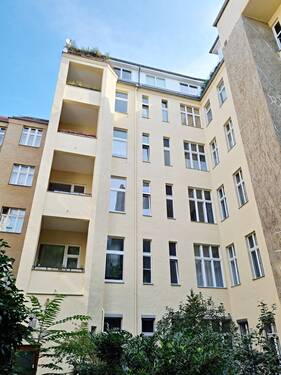 Hausansichthinten Altbau.jpg - 