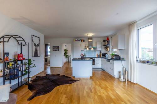Wohnen - 4 Zimmer Etagenwohnung in Uhingen