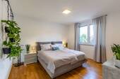 Zimmer 1 - 
