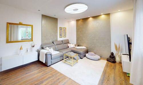 Wohnzimmer - 5 Zimmer Doppelhaushälfte zum Kaufen in Kirchdorf an der Amper