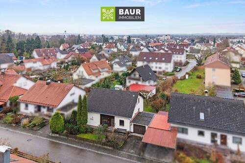 Luftaufnahme - 6 Zimmer Einfamilienhaus zum Kaufen in Illertissen