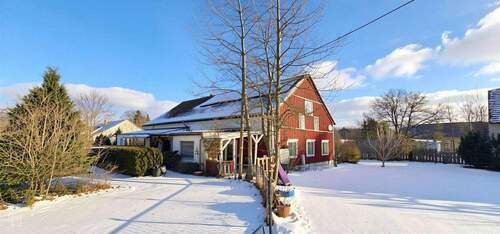 Hausansicht - (KI generiert) - 6 Zimmer Mehrfamilienhaus, Wohnhaus zum Kaufen in Kotzen