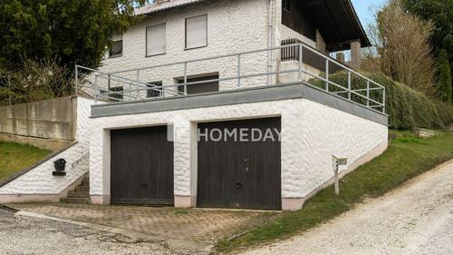 Garage - 5 Zimmer Einfamilienhaus in Herrngiersdorf