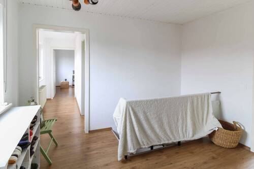 Flur Hinterhaus OG - 