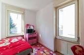 Schlafzimmer II OG - 