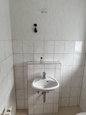 EG-WC-1.jpg - 