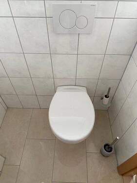 EG-WC-2.jpg - 