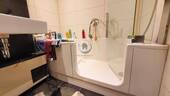 Badewanne mit Tür - 