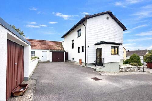 Außenansicht - Charmantes Einfamilienhaus mit großem Grundstück und Ausbaupotenzial in Wolnzach!