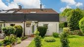 Außenansicht 1 - Großzügiges Reihenhaus in Endlage mit ca. 149 m² Wohnfläche und umliegenden Garten