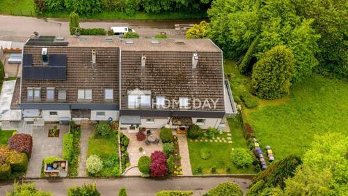 Außenansicht Drohne 6 - 4 Zimmer Reihenendhaus in Aichtal