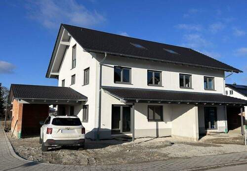 Ansicht Südwest 1 - 5 Zimmer Doppelhaushälfte zur Miete in Ampfing