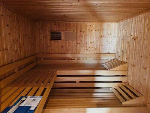 Sauna-Innenansicht.jpg - 