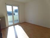 Schlafzimmer mit Balkon - 