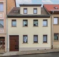 Reihenmittelhaus mit eigener Werkstatt und gepflegten Hof in urbaner Lage - Apolda