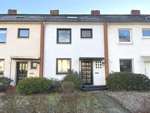 Bild 1 - PURNHAGEN-IMMOBILIEN - Reihenmittelhaus mit Garage in ruhiger Wohnlage von Fähr-Lobbendorf!