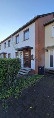 Bild 2 - 4 Zimmer Reihenmittelhaus zum Kaufen in Neu Wulmstorf