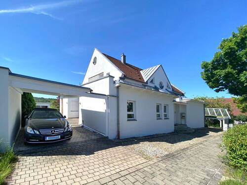 Moderne und ... - 1 Zimmer Mehrfamilienhaus, Wohnhaus in Hausen