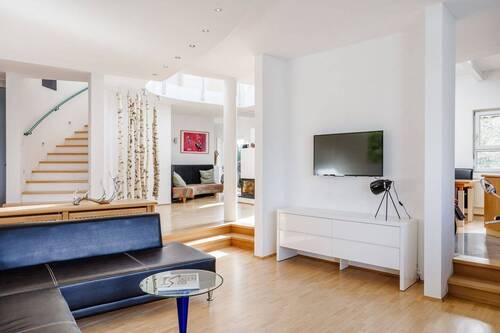 ...elegant mit Schwung nach oben... - 