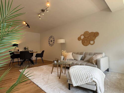 Wohnzimmer - 3 Zimmer Etagenwohnung zum Kaufen in Heidelberg