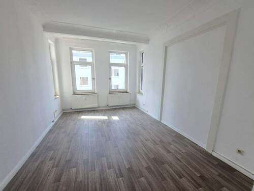 Wohnzimmer - Etagenwohnung mit 79,40 m&sup2; in Bremerhaven zur Miete