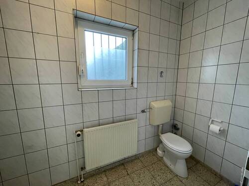 WC - 