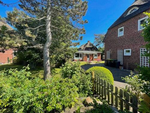 Eine wirklich schöne Einheit.jpg - Schöne Reetdach Doppelhaushälfte mit separatem Bungalow in Strand naher Lage
