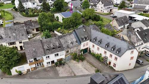 Bild 2 - Mehrfamilienhaus, Wohnhaus zum Kaufen in Leiwen
