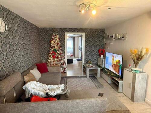 Wohn-/Esszimmer (DG) - 