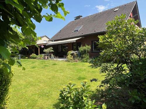 gepflegter Garten - 5 Zimmer Einfamilienhaus in Rheinberg