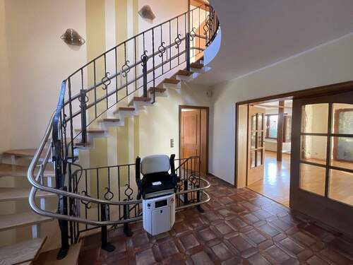 Treppenlift über alle Etagen - 