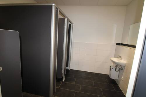 11_Herrentoilette 3x - 